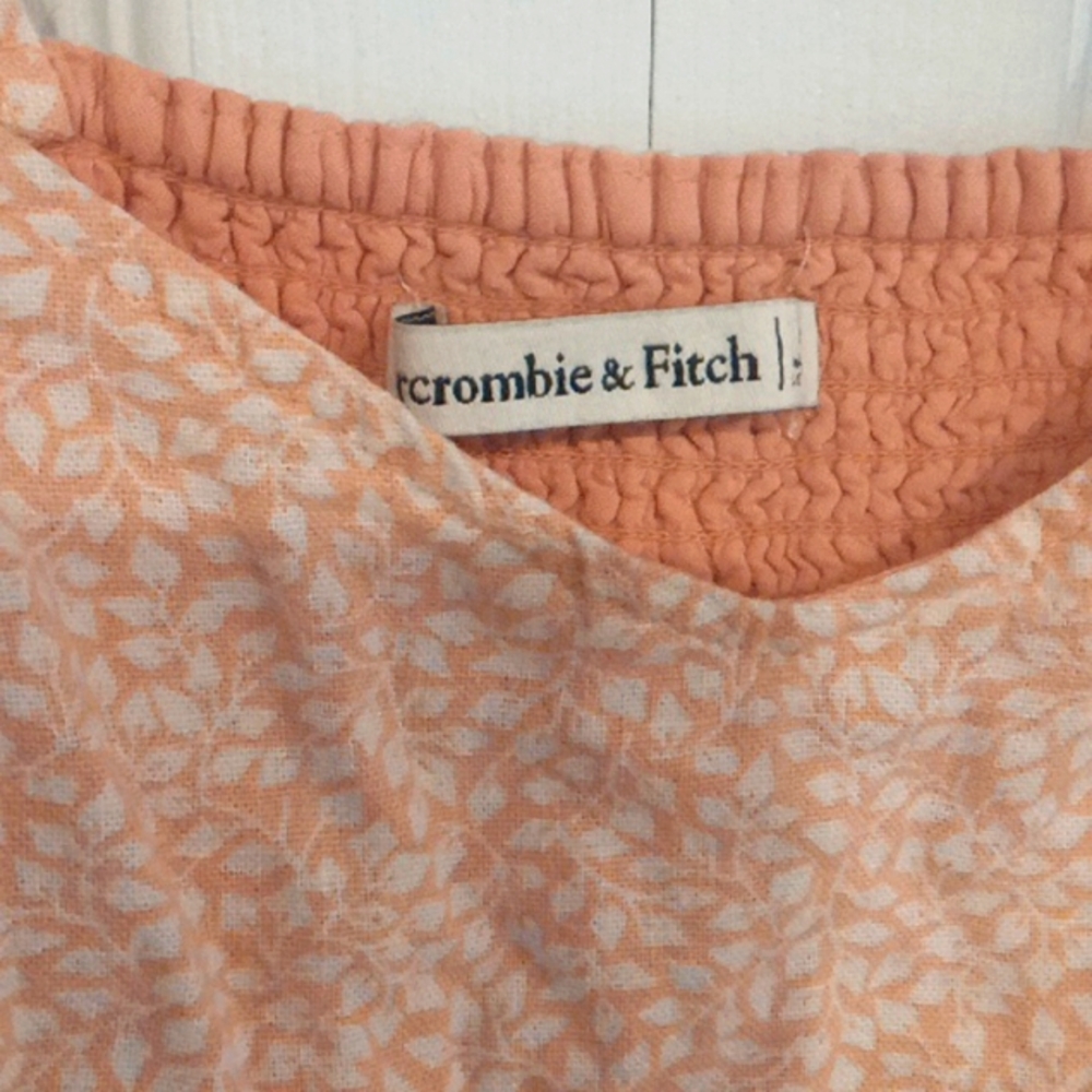 Abercrombie & Fitch Textured Blush Crop Tank Top - Picture 3 of 8